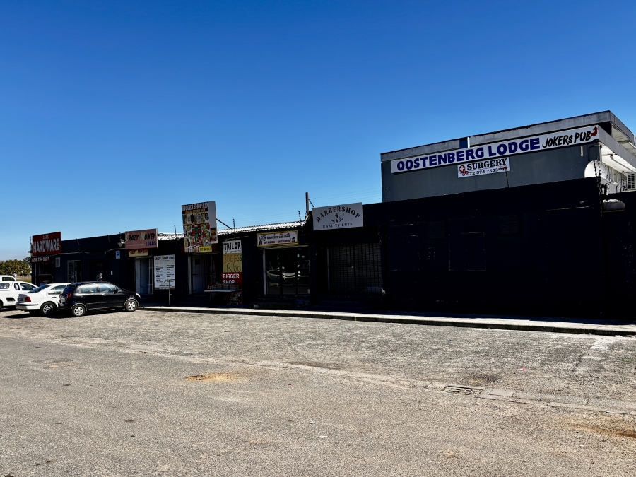 To Let commercial Property for Rent in De Kuilen Western Cape
